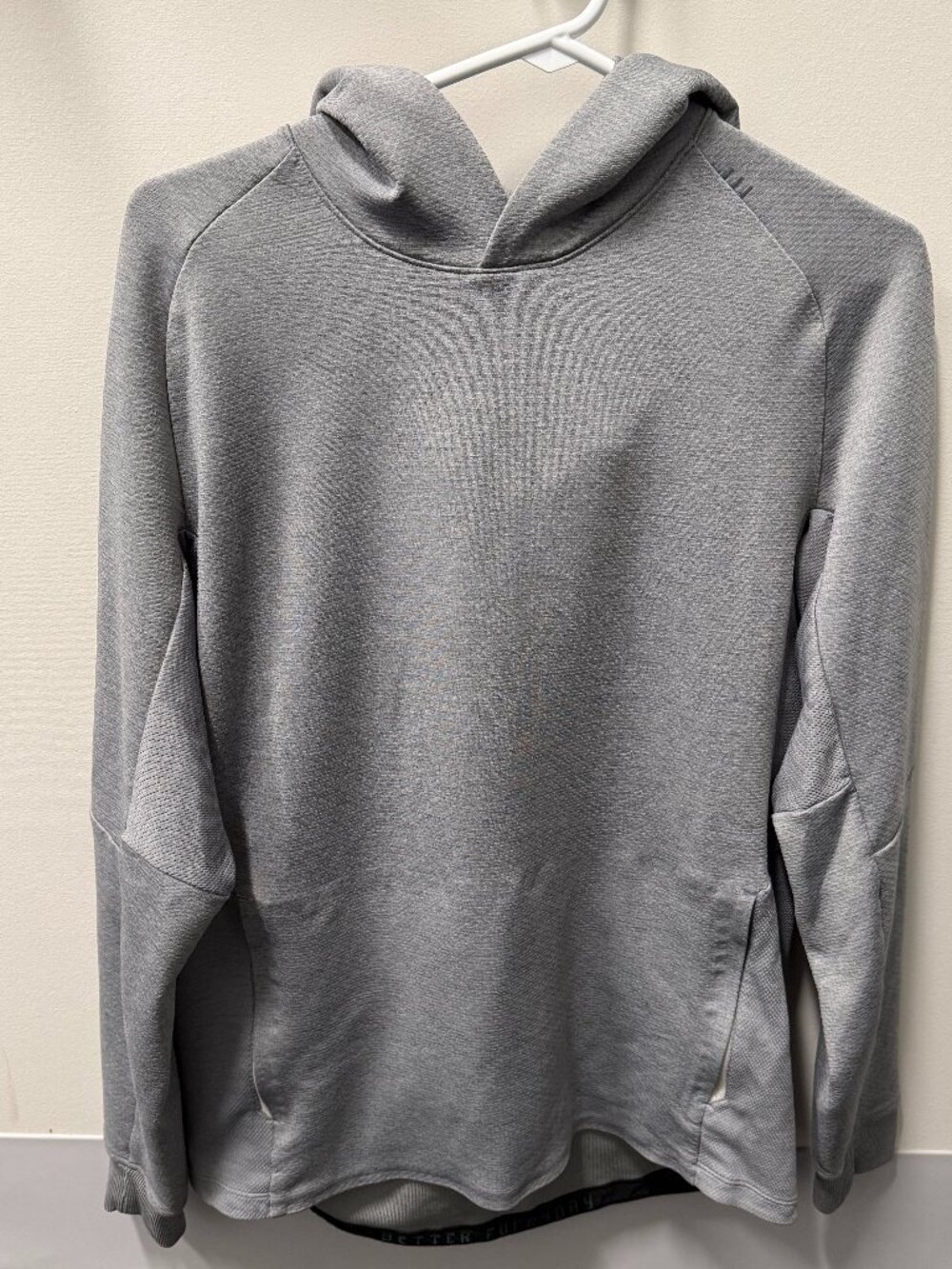 Lululemon Textured Tech Hoodie - Men's Medium - Rhino Gray